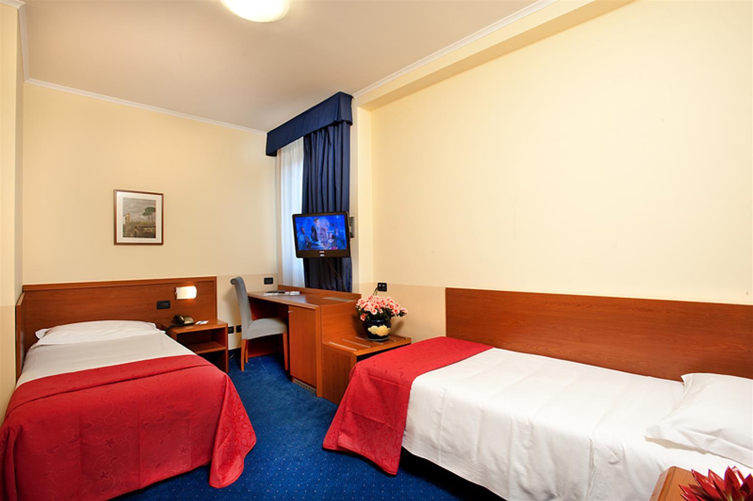 Western Blu 4* Roma